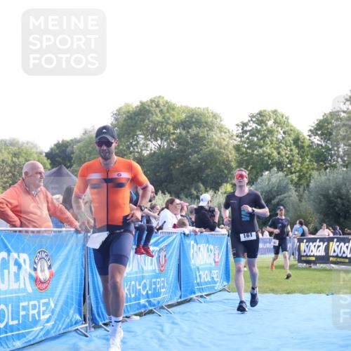 25.08.2024 - Elbe Triathlon Hamburg H.Heesch http://msf.ph/oto/6851075 25.08.2024 10:48:03 Ziel 161, 185, 193, 294, 311 meine-sportfotos.de