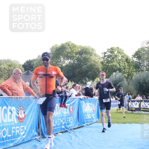 25.08.2024 - Elbe Triathlon Hamburg H.Heesch http://msf.ph/oto/6851081 25.08.2024 10:48:03 Ziel 161, 185, 193, 294, 311 meine-sportfotos.de