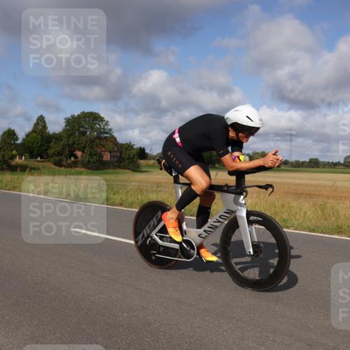 25.08.2024 - Elbe Triathlon Hamburg Fuchs,  Jonas http://msf.ph/oto/6851104 25.08.2024 09:56:58 Radfahren 224, 396, 205, 362 meine-sportfotos.de