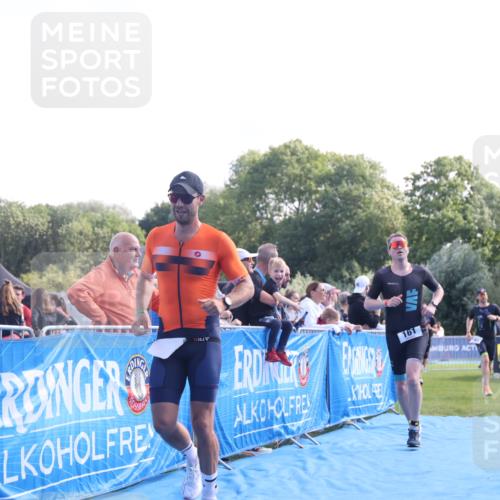 25.08.2024 - Elbe Triathlon Hamburg H.Heesch http://msf.ph/oto/6851126 25.08.2024 10:48:04 Ziel 161, 185, 193, 294, 311 meine-sportfotos.de