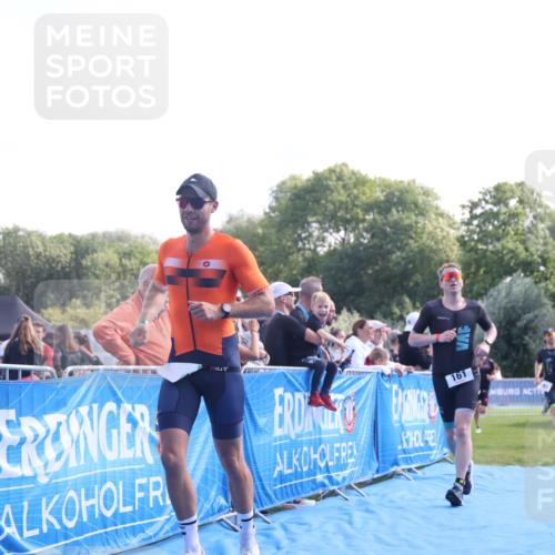 25.08.2024 - Elbe Triathlon Hamburg H.Heesch http://msf.ph/oto/6851144 25.08.2024 10:48:04 Ziel 161, 185, 193, 294, 311 meine-sportfotos.de