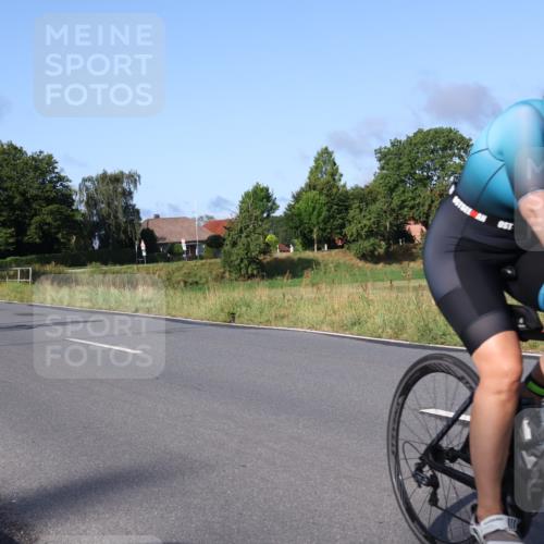 25.08.2024 - Elbe Triathlon Hamburg Fuchs,  Jonas http://msf.ph/oto/6851147 25.08.2024 09:14:33 Radfahren 90, 136, 403, 250 meine-sportfotos.de