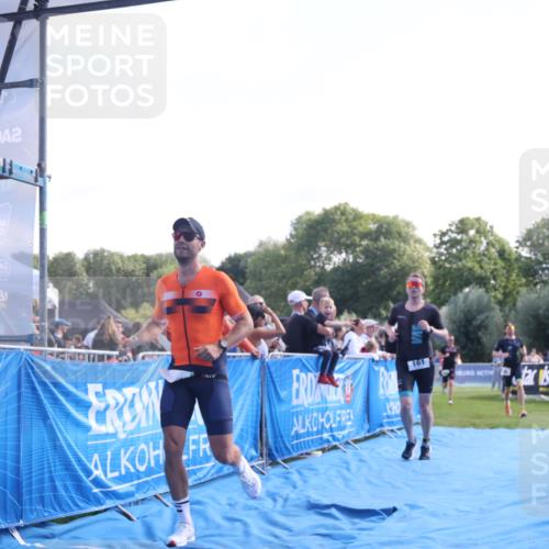 25.08.2024 - Elbe Triathlon Hamburg H.Heesch http://msf.ph/oto/6851183 25.08.2024 10:48:04 Ziel 161, 185, 193, 294, 311 meine-sportfotos.de