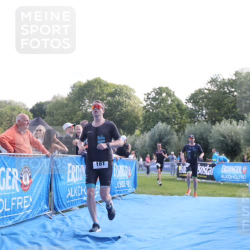 25.08.2024 - Elbe Triathlon Hamburg H.Heesch http://msf.ph/oto/6851220 25.08.2024 10:48:05 Ziel 161, 185, 193, 294, 311 meine-sportfotos.de