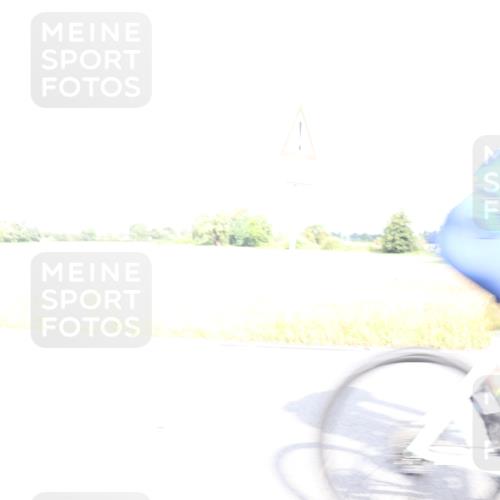 25.08.2024 - Elbe Triathlon Hamburg Fuchs,  Jonas http://msf.ph/oto/6851225 25.08.2024 09:57:18 Radfahren 303, 545, 530, 215, 382, 378, 333 meine-sportfotos.de