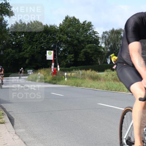 25.08.2024 - Elbe Triathlon Hamburg Fuchs,  Jonas http://msf.ph/oto/6851253 25.08.2024 09:57:21 Radfahren 303, 545, 530, 215, 382, 378, 333, 447 meine-sportfotos.de