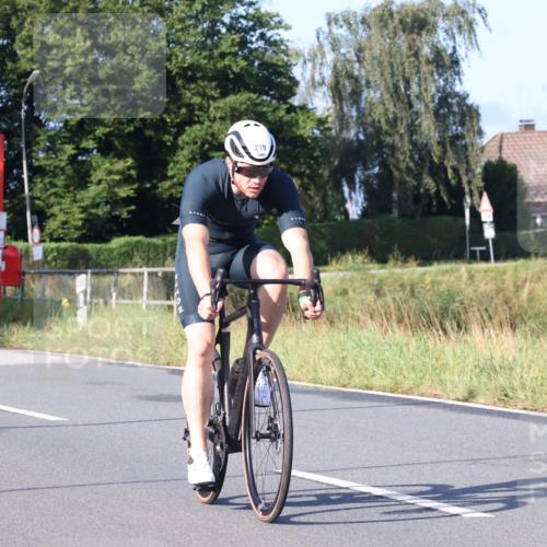 25.08.2024 - Elbe Triathlon Hamburg Fuchs,  Jonas http://msf.ph/oto/6851282 25.08.2024 09:14:43 Radfahren 147, 219 meine-sportfotos.de
