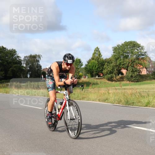 25.08.2024 - Elbe Triathlon Hamburg Fuchs,  Jonas http://msf.ph/oto/6851287 25.08.2024 09:57:23 Radfahren 545, 530, 215, 382, 378, 333, 447, 222 meine-sportfotos.de