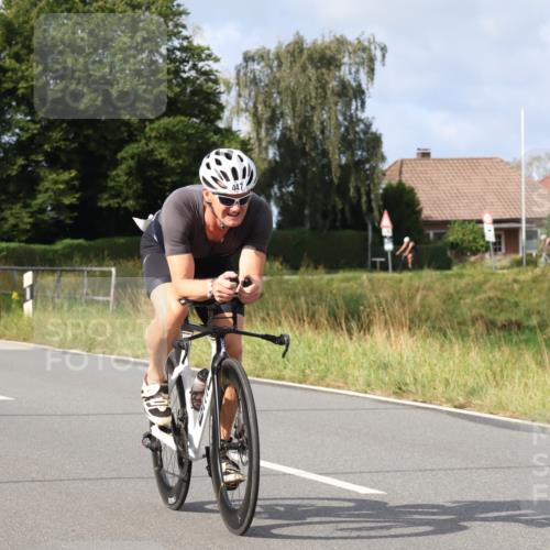 25.08.2024 - Elbe Triathlon Hamburg Fuchs,  Jonas http://msf.ph/oto/6851356 25.08.2024 09:57:27 Radfahren 378, 333, 447, 222, 372 meine-sportfotos.de