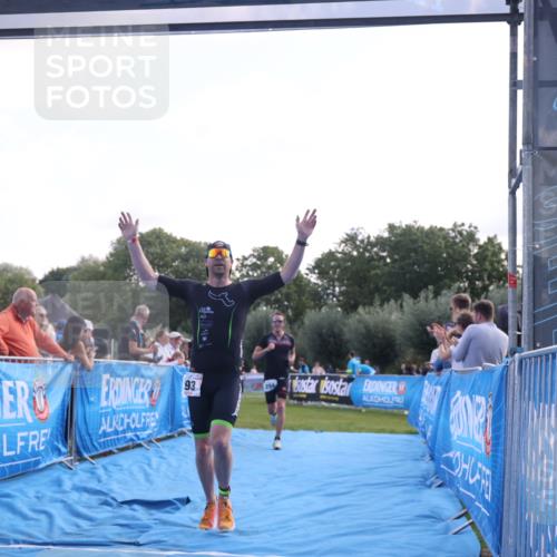 25.08.2024 - Elbe Triathlon Hamburg H.Heesch http://msf.ph/oto/6851426 25.08.2024 10:48:08 Ziel 161, 193, 294, 311 meine-sportfotos.de
