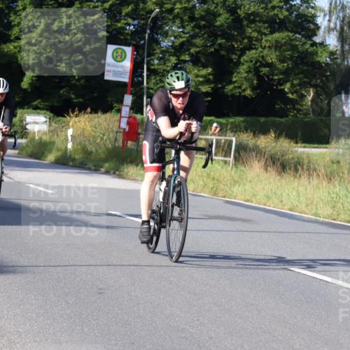 25.08.2024 - Elbe Triathlon Hamburg Fuchs,  Jonas http://msf.ph/oto/6851430 25.08.2024 09:14:58 Radfahren 63, 125, 170 meine-sportfotos.de