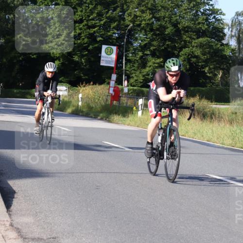 25.08.2024 - Elbe Triathlon Hamburg Fuchs,  Jonas http://msf.ph/oto/6851436 25.08.2024 09:14:58 Radfahren 63, 125, 170 meine-sportfotos.de