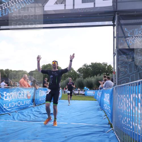25.08.2024 - Elbe Triathlon Hamburg H.Heesch http://msf.ph/oto/6851477 25.08.2024 10:48:08 Ziel 161, 193, 294, 311 meine-sportfotos.de