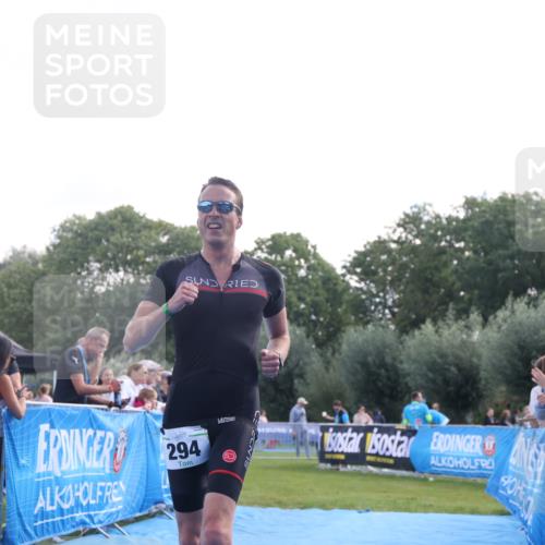 25.08.2024 - Elbe Triathlon Hamburg H.Heesch http://msf.ph/oto/6851558 25.08.2024 10:48:10 Ziel 161, 193, 294, 311 meine-sportfotos.de
