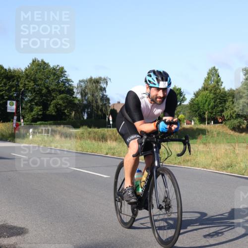 25.08.2024 - Elbe Triathlon Hamburg Fuchs,  Jonas http://msf.ph/oto/6851560 25.08.2024 09:15:02 Radfahren 63, 125, 170, 85, 207 meine-sportfotos.de
