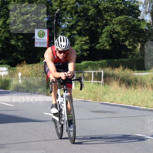 25.08.2024 - Elbe Triathlon Hamburg Fuchs,  Jonas http://msf.ph/oto/6851589 25.08.2024 09:15:06 Radfahren 170, 85, 207, 98 meine-sportfotos.de