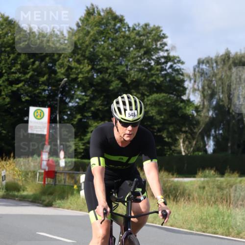 25.08.2024 - Elbe Triathlon Hamburg Fuchs,  Jonas http://msf.ph/oto/6851702 25.08.2024 09:58:07 Radfahren 317, 548, 470 meine-sportfotos.de