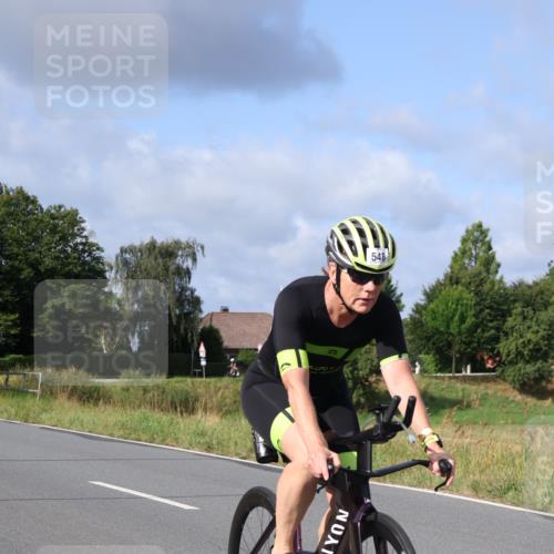 25.08.2024 - Elbe Triathlon Hamburg Fuchs,  Jonas http://msf.ph/oto/6851721 25.08.2024 09:58:07 Radfahren 317, 548, 470 meine-sportfotos.de