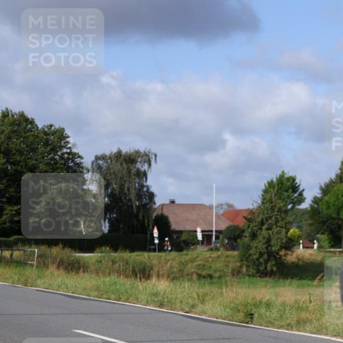 25.08.2024 - Elbe Triathlon Hamburg Fuchs,  Jonas http://msf.ph/oto/6851730 25.08.2024 09:58:08 Radfahren 317, 548, 470 meine-sportfotos.de