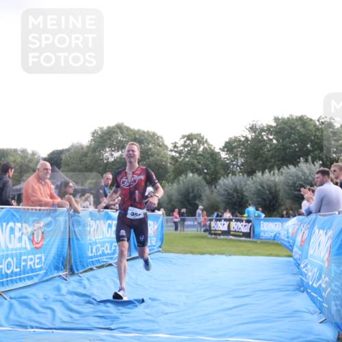 25.08.2024 - Elbe Triathlon Hamburg H.Heesch http://msf.ph/oto/6851734 25.08.2024 10:48:29 Ziel 359 meine-sportfotos.de