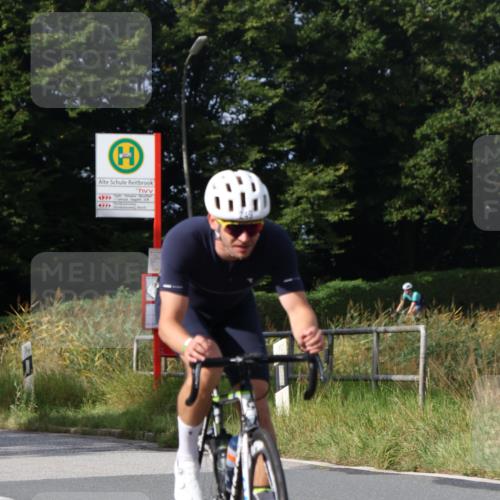 25.08.2024 - Elbe Triathlon Hamburg Fuchs,  Jonas http://msf.ph/oto/6851767 25.08.2024 09:58:19 Radfahren 249, 552 meine-sportfotos.de
