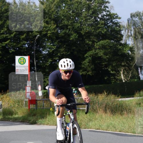 25.08.2024 - Elbe Triathlon Hamburg Fuchs,  Jonas http://msf.ph/oto/6851774 25.08.2024 09:58:19 Radfahren 249, 552 meine-sportfotos.de