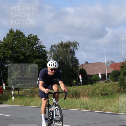 25.08.2024 - Elbe Triathlon Hamburg Fuchs,  Jonas http://msf.ph/oto/6851787 25.08.2024 09:58:19 Radfahren 249, 552 meine-sportfotos.de