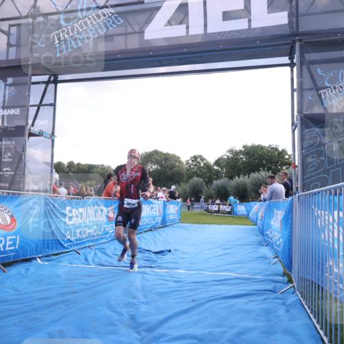 25.08.2024 - Elbe Triathlon Hamburg H.Heesch http://msf.ph/oto/6851805 25.08.2024 10:48:29 Ziel 359 meine-sportfotos.de