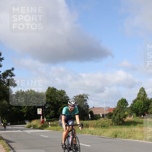 25.08.2024 - Elbe Triathlon Hamburg Fuchs,  Jonas http://msf.ph/oto/6851895 25.08.2024 09:58:30 Radfahren 525, 455, 285, 388 meine-sportfotos.de