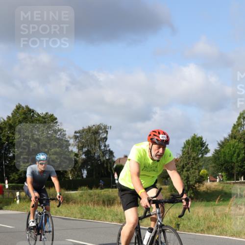 25.08.2024 - Elbe Triathlon Hamburg Fuchs,  Jonas http://msf.ph/oto/6851929 25.08.2024 09:58:35 Radfahren 525, 455, 285, 388, 345, 417 meine-sportfotos.de