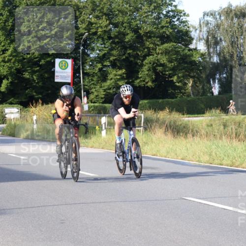25.08.2024 - Elbe Triathlon Hamburg Fuchs,  Jonas http://msf.ph/oto/6851938 25.08.2024 09:15:29 Radfahren 146, 264, 312, 302 meine-sportfotos.de