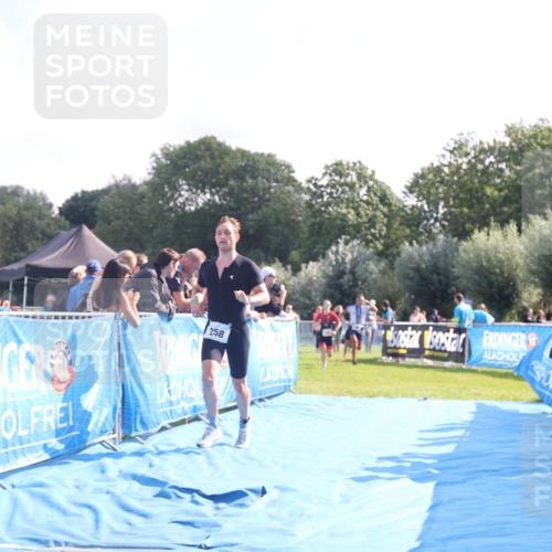 25.08.2024 - Elbe Triathlon Hamburg H.Heesch http://msf.ph/oto/6851975 25.08.2024 10:48:40 Ziel 121, 258 meine-sportfotos.de