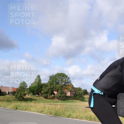 25.08.2024 - Elbe Triathlon Hamburg Fuchs,  Jonas http://msf.ph/oto/6851990 25.08.2024 09:58:38 Radfahren 455, 285, 388, 345, 417 meine-sportfotos.de