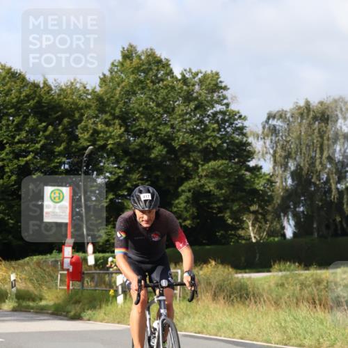 25.08.2024 - Elbe Triathlon Hamburg Fuchs,  Jonas http://msf.ph/oto/6852020 25.08.2024 09:58:41 Radfahren 455, 285, 388, 345, 417, 282 meine-sportfotos.de