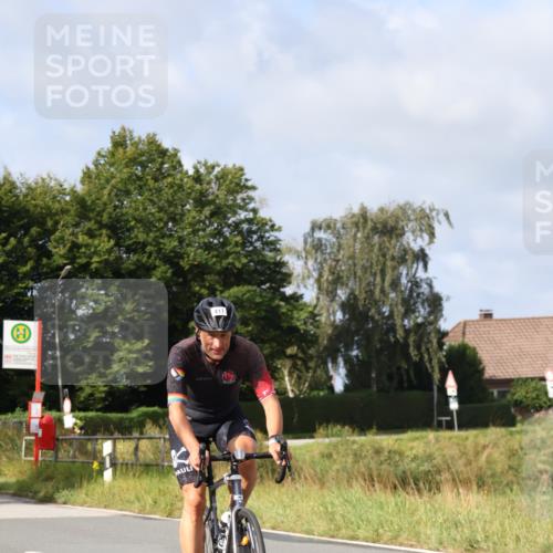 25.08.2024 - Elbe Triathlon Hamburg Fuchs,  Jonas http://msf.ph/oto/6852026 25.08.2024 09:58:42 Radfahren 388, 345, 417, 282, 336, 231 meine-sportfotos.de