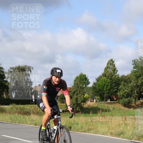 25.08.2024 - Elbe Triathlon Hamburg Fuchs,  Jonas http://msf.ph/oto/6852045 25.08.2024 09:58:42 Radfahren 388, 345, 417, 282, 336, 231 meine-sportfotos.de