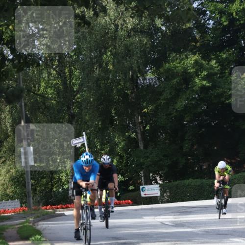 25.08.2024 - Elbe Triathlon Hamburg Fuchs,  Jonas http://msf.ph/oto/6852060 25.08.2024 09:58:45 Radfahren 417, 282, 336, 231 meine-sportfotos.de