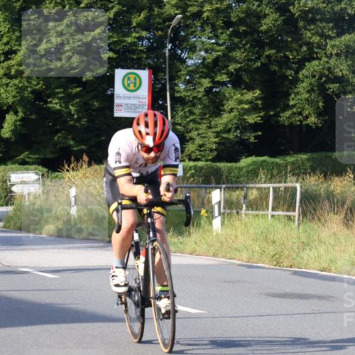 25.08.2024 - Elbe Triathlon Hamburg Fuchs,  Jonas http://msf.ph/oto/6852067 25.08.2024 09:15:36 Radfahren 264, 312, 302, 70, 88, 126 meine-sportfotos.de