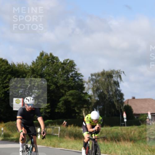 25.08.2024 - Elbe Triathlon Hamburg Fuchs,  Jonas http://msf.ph/oto/6852105 25.08.2024 09:58:49 Radfahren 282, 336, 231, 469, 233 meine-sportfotos.de
