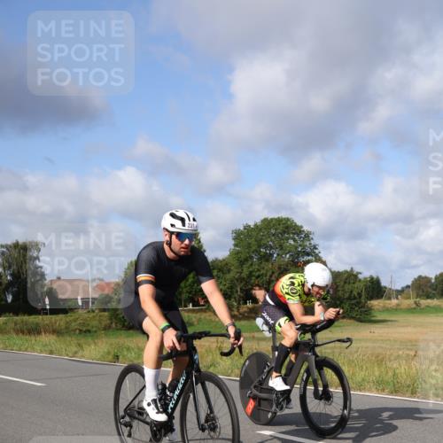 25.08.2024 - Elbe Triathlon Hamburg Fuchs,  Jonas http://msf.ph/oto/6852135 25.08.2024 09:58:49 Radfahren 282, 336, 231, 469, 233 meine-sportfotos.de