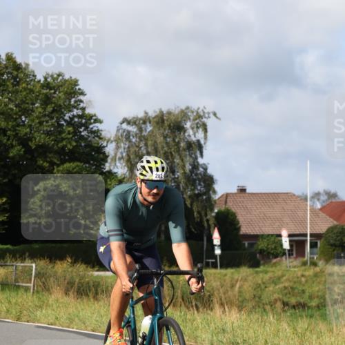 25.08.2024 - Elbe Triathlon Hamburg Fuchs,  Jonas http://msf.ph/oto/6852237 25.08.2024 09:59:14 Radfahren 262, 508, 497 meine-sportfotos.de
