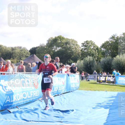 25.08.2024 - Elbe Triathlon Hamburg H.Heesch http://msf.ph/oto/6852298 25.08.2024 10:48:46 Ziel 121, 258 meine-sportfotos.de