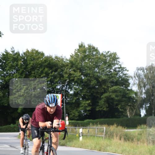 25.08.2024 - Elbe Triathlon Hamburg Fuchs,  Jonas http://msf.ph/oto/6852386 25.08.2024 09:59:32 Radfahren 251, 270, 456, 341, 543, 391 meine-sportfotos.de