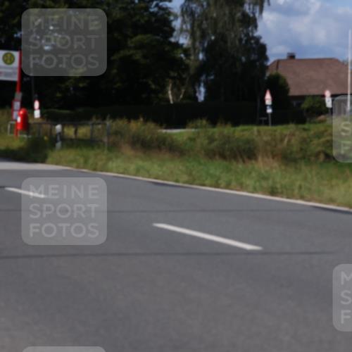 25.08.2024 - Elbe Triathlon Hamburg Fuchs,  Jonas http://msf.ph/oto/6852416 25.08.2024 10:35:59 Radfahren 629, 544, 613, 456 meine-sportfotos.de