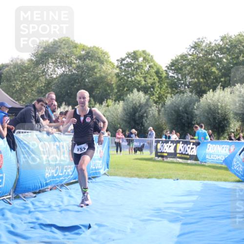 25.08.2024 - Elbe Triathlon Hamburg H.Heesch http://msf.ph/oto/6852453 25.08.2024 10:49:06 Ziel 153 meine-sportfotos.de