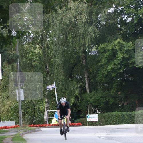 25.08.2024 - Elbe Triathlon Hamburg Fuchs,  Jonas http://msf.ph/oto/6852484 25.08.2024 09:59:36 Radfahren 251, 270, 456, 341, 543, 391, 411 meine-sportfotos.de