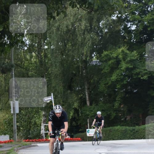 25.08.2024 - Elbe Triathlon Hamburg Fuchs,  Jonas http://msf.ph/oto/6852498 25.08.2024 09:59:37 Radfahren 270, 456, 341, 543, 391, 411, 381 meine-sportfotos.de