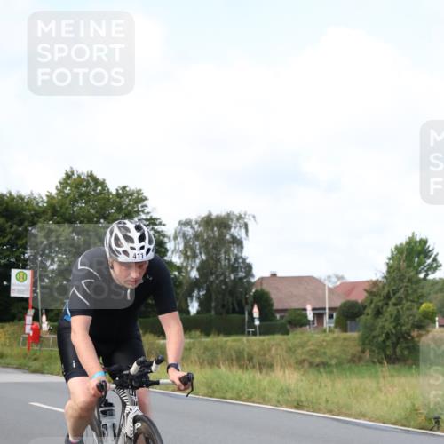25.08.2024 - Elbe Triathlon Hamburg Fuchs,  Jonas http://msf.ph/oto/6852527 25.08.2024 09:59:41 Radfahren 411, 381 meine-sportfotos.de