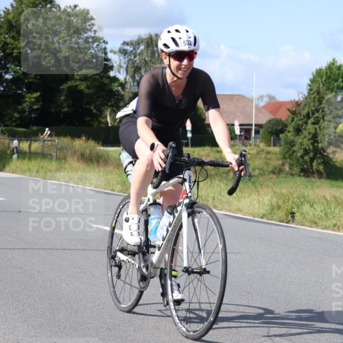 25.08.2024 - Elbe Triathlon Hamburg Fuchs,  Jonas http://msf.ph/oto/6852538 25.08.2024 10:36:07 Radfahren 456, 532, 515, 549 meine-sportfotos.de