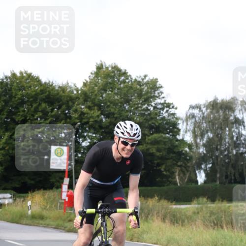 25.08.2024 - Elbe Triathlon Hamburg Fuchs,  Jonas http://msf.ph/oto/6852551 25.08.2024 09:59:44 Radfahren 411, 381 meine-sportfotos.de